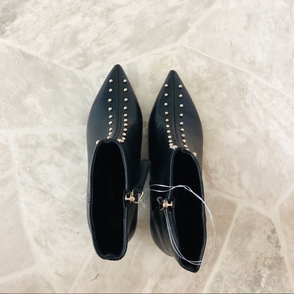 NWOT NINE West black genuine leather studded pointed heeled ankle boots size 6 - Picture 7 of 11